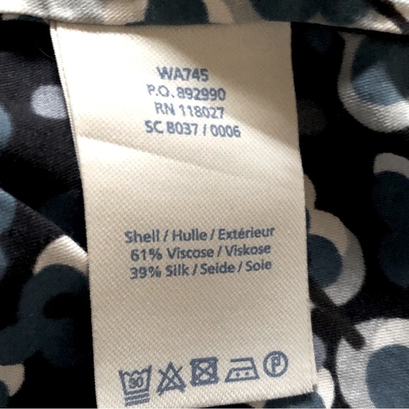 Boden Floral Top Comfort Silk Viscose Blues Size 8 - Picture 8 of 9